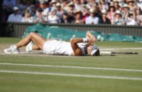 Kerber tops Williams at Wimbledon for 3rd Grand Slam title