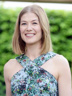 Rosamund Pike, Chris O'Dowd to star in 'State of the Union' comedy series