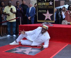 Cedric the Entertainer gets star on Hollywood Walk of Fame