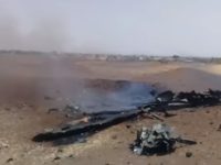wreckage TEL AVIV - The Islamic State released footage on Wednesday alleged showing the Syrian fighter jet shot down by Israel. According to Syrian officials, IS fighters captured the body of one of the Syrian pilots.