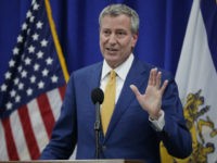 5118-bill-de-blasio-newark-nj-ap New York City Mayor Bill De Blasio speaks during a news conference announcing a proposed ordinance to provide low income residents of Newark with access to free legal representation in landlord-tenant disputes, Tuesday, May 1, 2018, in Newark, N.J. (AP Photo/Julio Cortez)