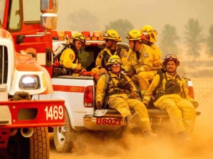 California firefighters (Noah Berger / AFP / Getty)