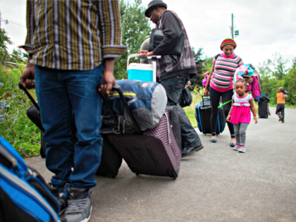 Haitians-crossing-Canadian-border-from-the-US