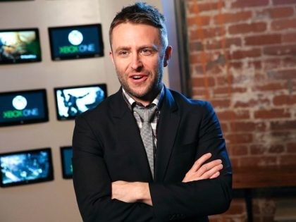 Chris Hardwick attends a sneak peek preview of the new Titanfall on Xbox One at the Microsoft Lounge on February 24, 2014 in Venice, California. (Photo by Imeh Akpanudosen/Getty Images for Xbox)