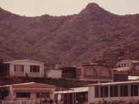 Malibu trailer park (Charles O'Rear / Wikimedia Commons) Malibu trailer park (Charles O'Rear / Wikimedia Commons)
