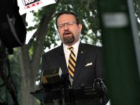Daily Beast: Οι ειδήσεις του Fox News 'Hard News' Έχουν «απαγόρευση» στο Seb Gorka