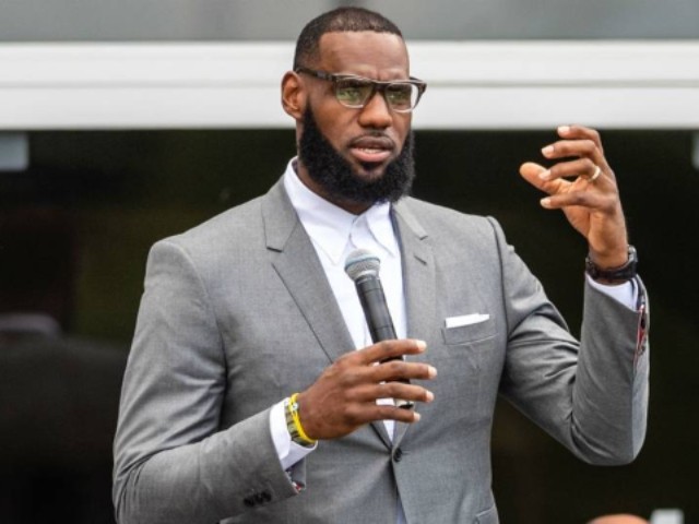 LeBron James to Sit Front Row at Aretha Franklin's Funeral