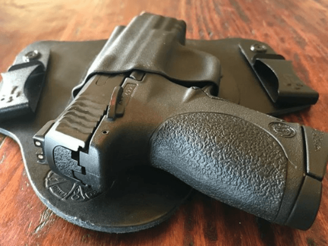 awr_hawkinsThe @smithwessoncorp M&P 45C in a @crossbreed_holsters Supertuck. Great every d