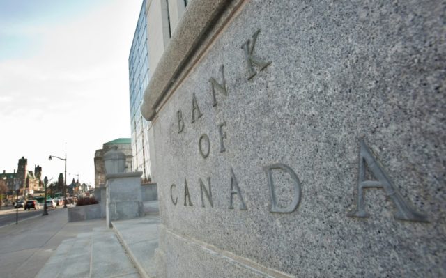 Canada slashes trade deficit in June