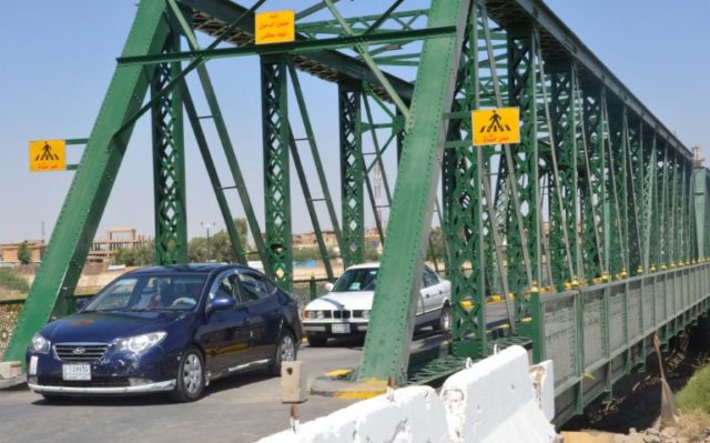 Iconic iron bridge reopens in Iraq's Fallujah