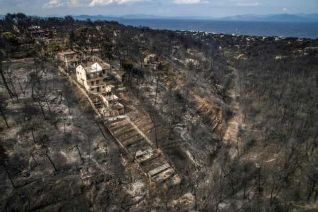 Greek fire toll at 93 as two more die in hospital