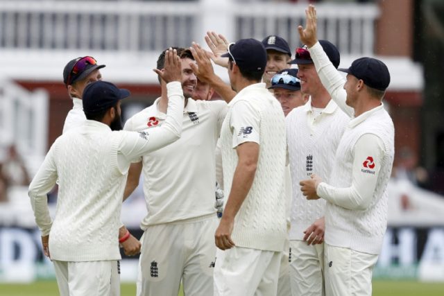 Root hails 'special commodity' Anderson as England go 2-0 up against India