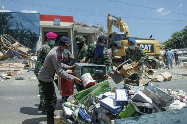 Multiple quakes rock Indonesia's Lombok island, five dead