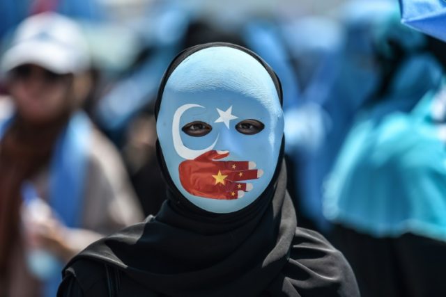 US lawmakers call for sanctions over Xinjiang camps