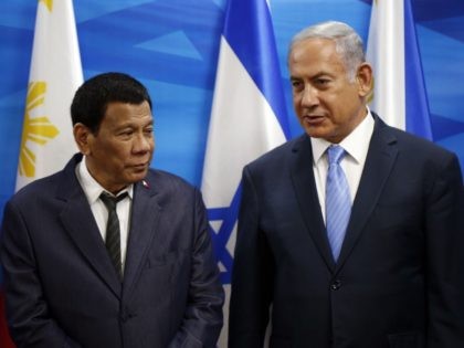 Duterte Netanyahu (Ronen Zvulun / Associated Press)
