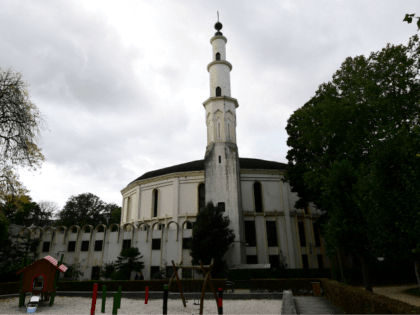 This picture taken on October 3, 2017, shows the Brussels great mosque. Belgium has withdrawn the rights of residence to one of the emblematic imams of the Great Mosque of Brussels, Abdelhadi Sewif, on October 3, 2017. / AFP PHOTO / Emmanuel DUNAND (Photo credit should read EMMANUEL DUNAND/AFP/Getty Images)