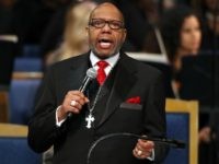 Rev. JasperWilliamsjr1 Rev. Jasper Williams, Jr., delivers the eulogy during the funeral service for Aretha Franklin at Greater Grace Temple, Friday, Aug. 31, 2018, in Detroit. Franklin died Aug. 16, 2018 of pancreatic cancer at the age of 76. (AP Photo/Paul Sancya)