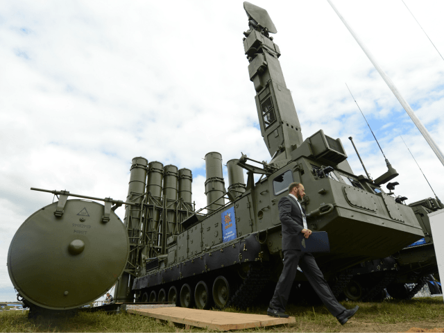 Report: Russia fires S-300 missiles at Israeli planes, signaling a possible change in relations