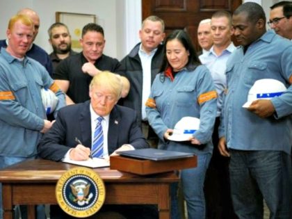 Trump Signs Tariff Proclamation