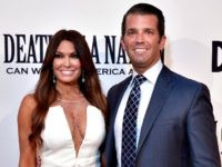 Don Jr., Kim Guilfoyle Συνδυάστε με το Trail καμπάνιας στο Οχάιο