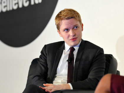 NEW YORK, NY - FEBRUARY 06: Contributor, The New Yorker Ronan Farrow speaks on stage at the American Magazine Media Conference 2018 on February 6, 2018 in New York City. (Photo by Ben Gabbe/Getty Images for The Association of Magazine Media)