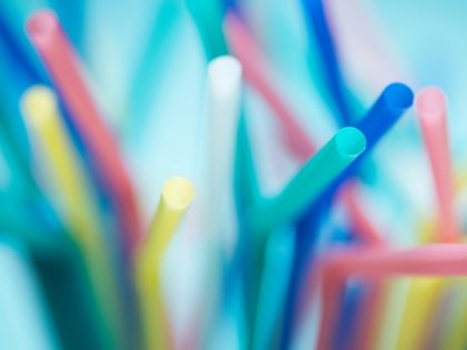 California to limit use of plastic straws in restaurants
