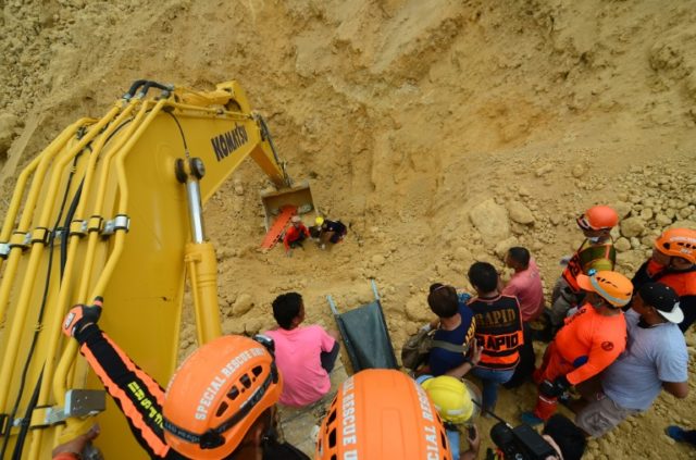 Toll jumps to 29 in central Philippine landslide