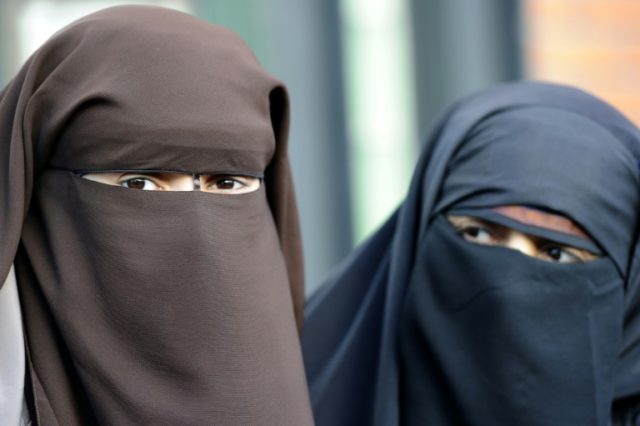 Swiss region overwhelmingly votes for 'burqa ban'