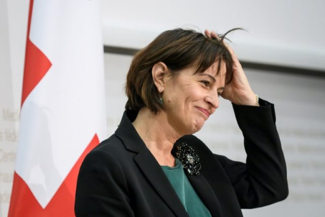 Second Swiss minister announces resignation in a week