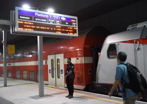 High-speed train connecting Tel Aviv, Jerusalem debuts