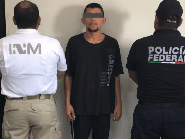Mexico Deports 2 Caravan Migrants Wanted for Murder, Drug Trafficking