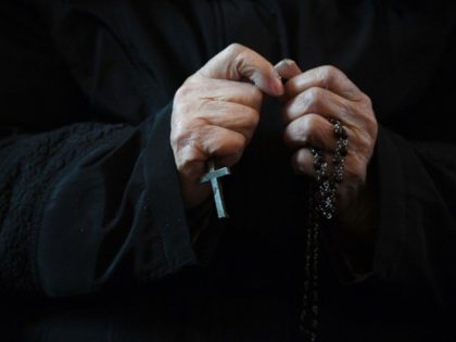 Belgian bishop calls for married men in priesthood