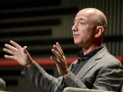 Bezos defends Amazon effort for Pentagon cloud project