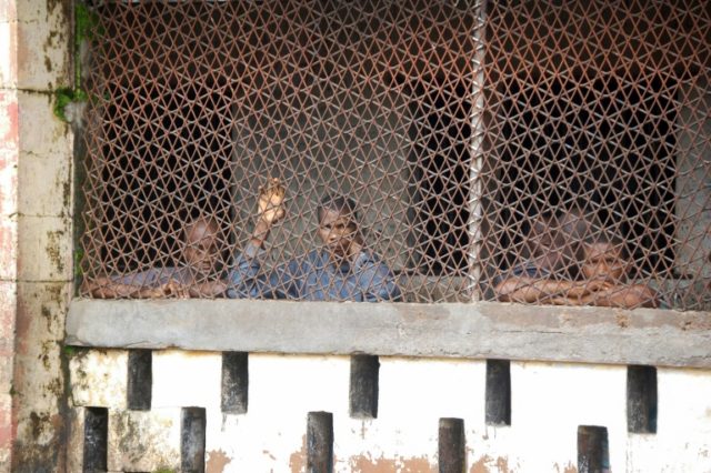 Doing time in 'Hell': Life in Sierra Leone's rundown prisons