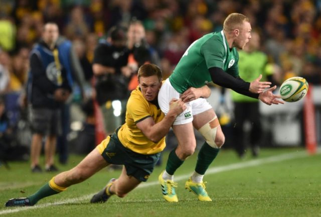 Earls commits to Ireland with contract extension