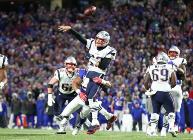 Brady extends run as Patriots down Bills