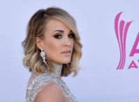 Carrie Underwood shows off facial scar in Instagram post