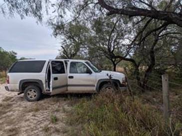 Illegal aliens attempt to flee from Rio Grande Valley Sector agents following a pursuit. (Photo: U.S. Border Patrol/Rio Grande Valley Sector)