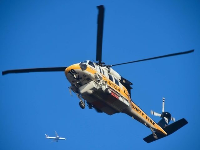 Pepperdine Woolsey fire helicopter (Frederic J. Brown / AFP / Getty)