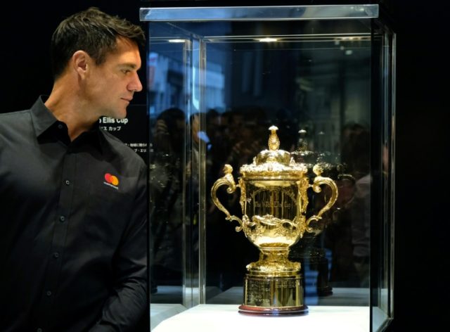 Dan Carter tips Japan to reach Rugby World Cup knockouts