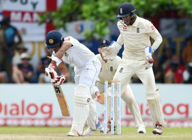 England close in on victory in Sri Lanka