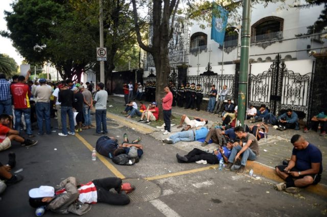 Central American caravan to resume trip after rest