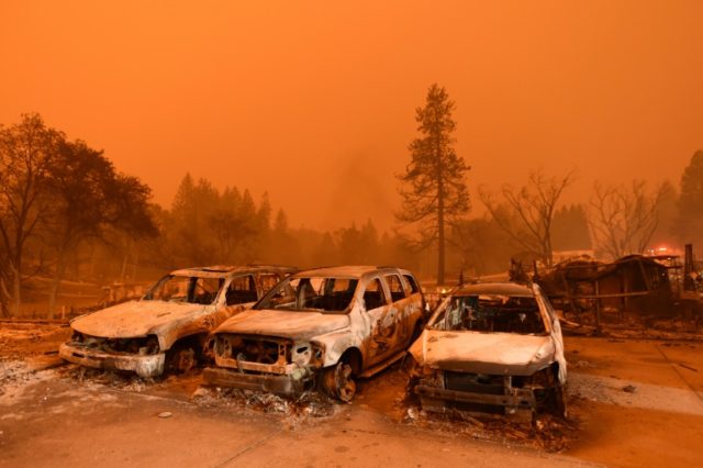 Nine die in California wildfires, hundreds of thousands forced to flee
