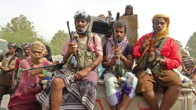 Yemen loyalists push deeper into Hodeida as US cuts support