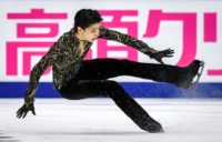 Yuzuru Hanyu struggled during parts of his free routine but came through to win the men's title in Moscow
