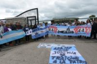 Relatives of crew members of the ARA San Juan submarine demonstrate outside the navy base in Mar del Plata, Buenos Aires province, Argentina, on November 17, 2018
