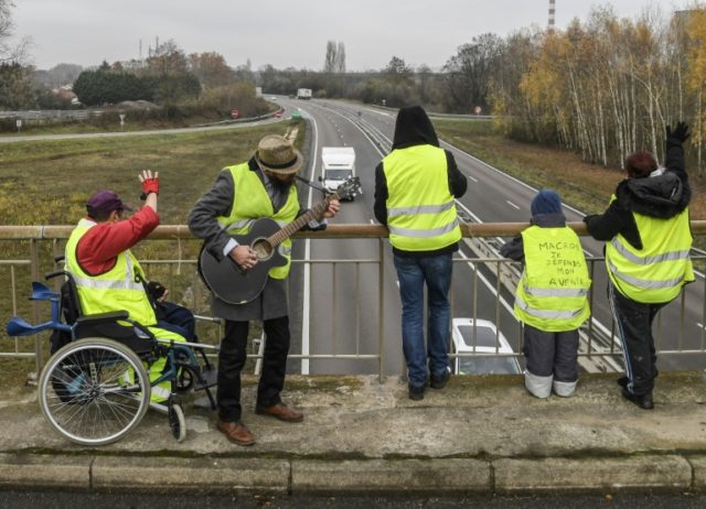 French 'yellow vest' protests spill over borders