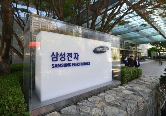 Samsung Electronics apologises for factory cancer cases