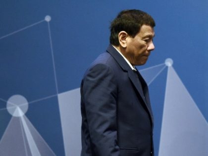 After 'nap-gate', Duterte skips APEC summit dinner
