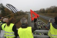 The Latest: 1 killed, 47 injured in France gas protests